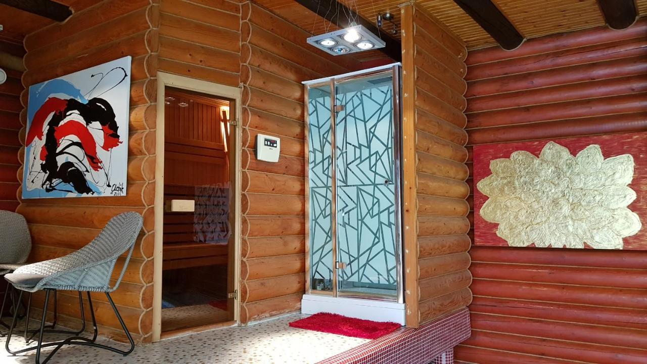 Luxury Apartments With Pool And Sauna In The Villa Czerniowce Zewnętrze zdjęcie